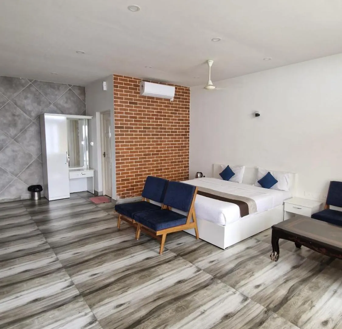 Holiday home Wm Resorts Pooppara India